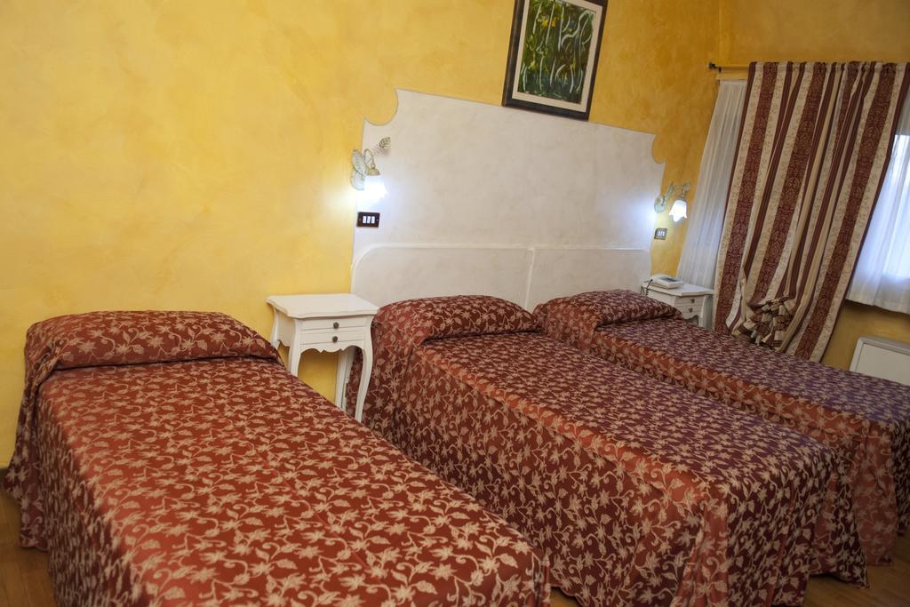 Ai Ronchi Motor Hotel Μπρέσια Εξωτερικό φωτογραφία